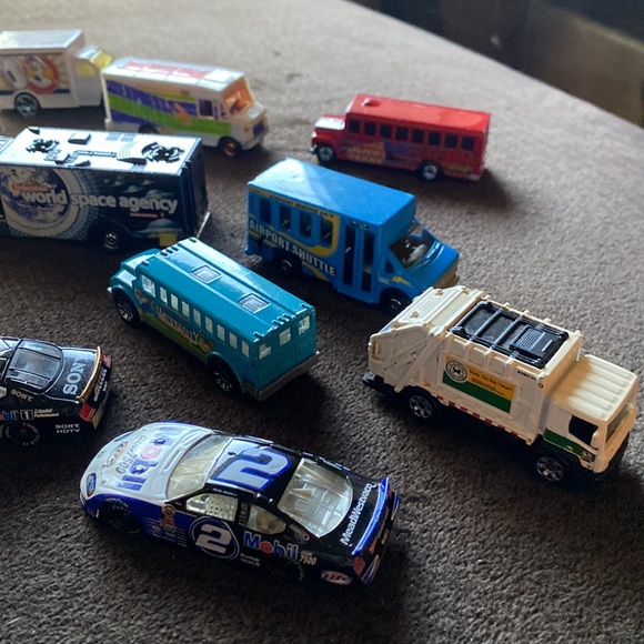 Die cast cars - Picture 4 of 10